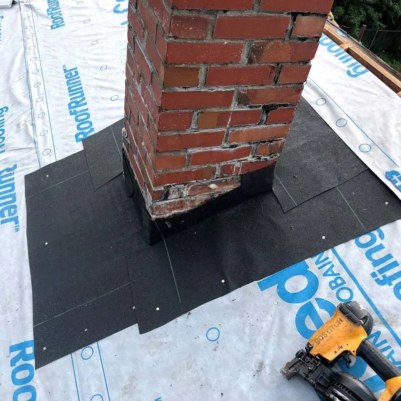Close up of high-quality shingle alignment